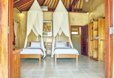 THREE MONKEY VILLAS TWIN BEDROOM THREE MONKEY VILLAS ULUWATU SURF ACCOMMODATION